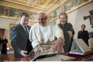 NEWS - Vatikan: Friedensnobelpreisträger Calderon besucht Papst 