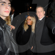 PEOPLE - Patsy Kensit wird von Sohn Lennon Gallagher an die Party begleitet