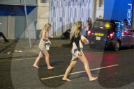 FEATURE - Wüste Szenen am "Mad Friday" in Grossbritannien