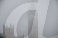 NEWS - Winter-Wetter: Smog und Nebel allenortens