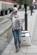 EXKLUSIV - Trauriges Bild: Danniella Westbrook zieht heulend mit Koffer durch Liverpool