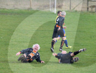 FEATURE - Kick it like Dickie - Englands wohl ältester Club-Fussballer