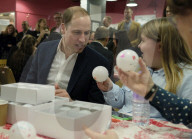 PEOPLE - William, Harry und Catherine besuchen eine Weihnachts-Veranstaltung