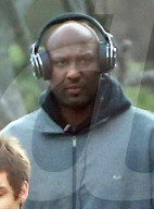 PEOPLE - Lamar Odom macht mit seiner Entzugsgruppe einen Spaziergang