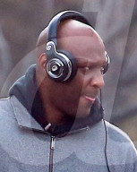 PEOPLE - Lamar Odom macht mit seiner Entzugsgruppe einen Spaziergang