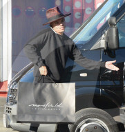 PEOPLE - Evan Ross auf Bummel-Tour in Hollywood