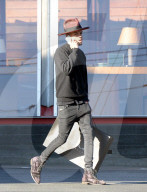 PEOPLE - Evan Ross auf Bummel-Tour in Hollywood