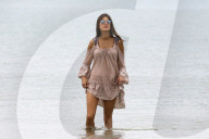 EXKLUSIV - Brasilien: Alessandra Ambrosio macht 'Bikiniferien' in Florianoplis