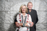 STUDIO - Olivia Newton-John und John Farnham