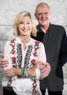 STUDIO - Olivia Newton-John und John Farnham