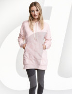 PEOPLE - Edita Vilkeviciute wirbt für H&M