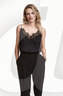 PEOPLE - Edita Vilkeviciute wirbt für H&M
