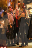 PEOPLE - Tara Reid verlässt mit Freunden eine Party in Hollywood