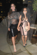 EXKLUSIV - Lisa Appleton und Chrissie Wunna 'üppig' in Manchester unterwegs