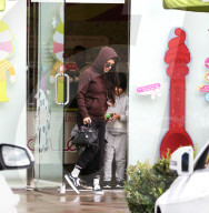 PEOPLE - Kourtney Kardashian geht mit ihren Kindern zum Lunch bei King Fish