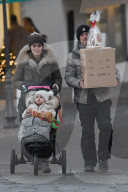 EXKLUSIV - Tamara Ecclestone mit ihrer Familie in Gstaad
