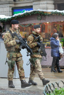 NEWS - Erhöhte Sicherheit auf Weihnachtsmärkten nach dem Anschlag in Berlin