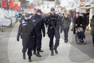 NEWS - Erhöhte Sicherheit auf Weihnachtsmärkten nach dem Anschlag in Berlin