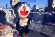 FEATURE - China: Schneemänner in Heilongjiang 