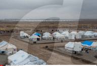 NEWS - Irak: Hilfslieferung im Flüchtlingslager von Erbil