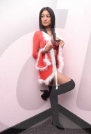 PEOPLE - Farah Sattaur zeigt festliche Lingerie