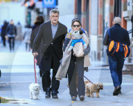 PEOPLE - Familie Baldwin spaziert durch New York