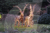 PEOPLE - George Michael's Heim in Goring on Thames