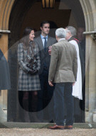 PEOPLE - Pippa Middleton und James Matthews begleiten die Königsfamilie in die Kirche