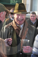 PEOPLE - Nigel Farage nimmt an der traditionellen Boxing Hunt teil