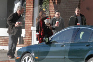 PEOPLE - Alec und Hilaria Baldwin geniessen die Weihnachtstage in den Hamptons