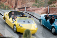 PEOPLE - Tom Hanks besucht mit seiner Familie Disneyland