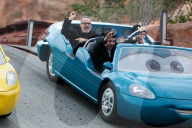 PEOPLE - Tom Hanks besucht mit seiner Familie Disneyland