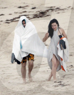 PEOPLE - Jack Gyllenhaal und und Greta Caruso planschen auf St. Barts