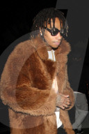 PEOPLE - Wiz Khalifa macht den Braunbär