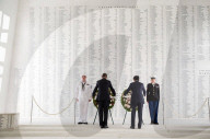 NEWS - Obama und Abe erinnern an Pearl Harbor-Opfer