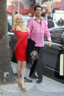 PEOPLE - Courtney Stodden luncht mit einem unbekannten in Beverly Hills