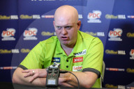 FEATURE - Dart Meisterschaft in London