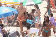 EXKLUSIV - Vincent Cassel erholt sich mit Tina Kunakey in Brasilien