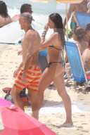 EXKLUSIV - Vincent Cassel erholt sich mit Tina Kunakey in Brasilien