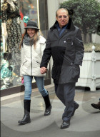 PEOPLE - Paolo Berlusconi bummelt mit Tochter Rebecca durch Mailand