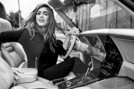 PEOPLE - Jessica Alba posiert für ihre Jeans-Kollektion bei Revolve
