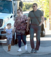 EXKLUSIV - Hat sie was zu feiern? Adele kauft Luftballons