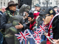 FEATURE - Tänzer üben schon mal die Neujahrs-Parade in London
