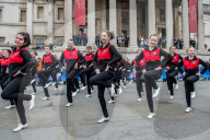 FEATURE - Tänzer üben schon mal die Neujahrs-Parade in London