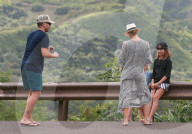 PEOPLE - Jessica Alba posiert mit der Familie auf Hawaii