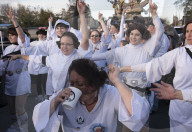 PEOPLE - Fans gedenken Carrie Fisher mit einer Leia-Parade