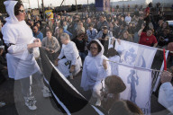 PEOPLE - Fans gedenken Carrie Fisher mit einer Leia-Parade