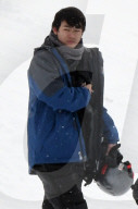 EXKLUSIV - Maddox Jolie-Pitt nimmt Snowboard-Unterricht in Colorado