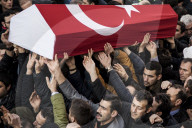 NEWS - Istanbul: Trauer um die Opfer des Anschlags auf den Reina Club