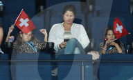 PEOPLE - Hopman Cup in Perth: Federer verliert gegen Zverev - Mirka mit ihren Mädchen im Publikum 
